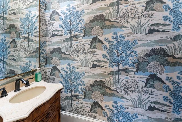 2157 S Turnberry Ave, Zachary, LA 70791