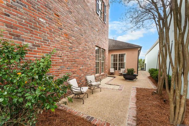 2157 S Turnberry Ave, Zachary, LA 70791