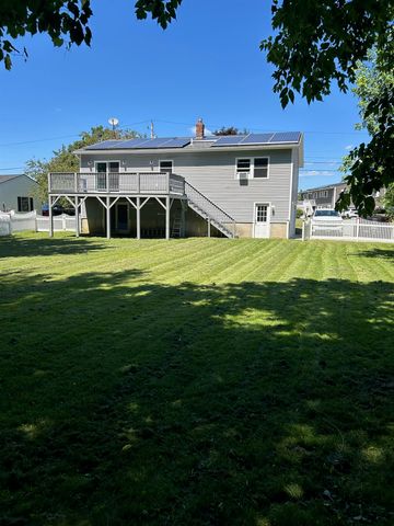 31 Hillside Drive, Williston, VT 05495