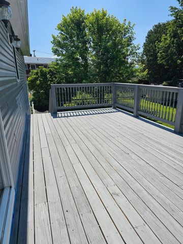 31 Hillside Drive, Williston, VT 05495
