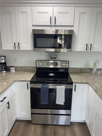 7306 Orcutt AVE, Newport News, VA 23605