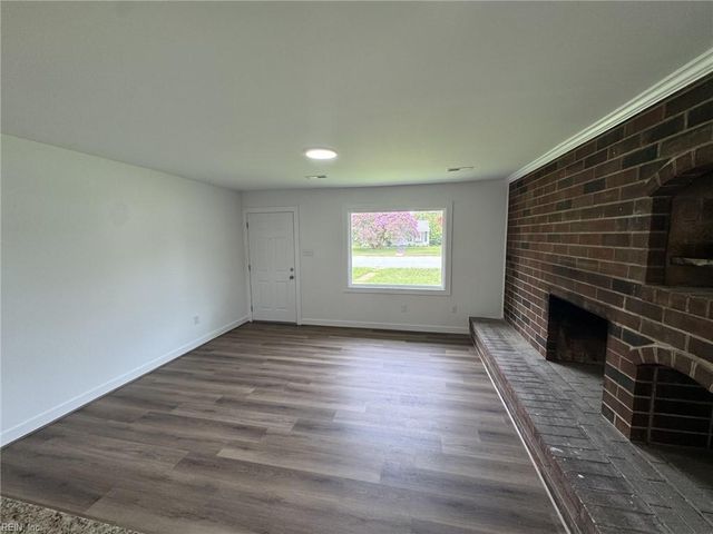 7306 Orcutt AVE, Newport News, VA 23605