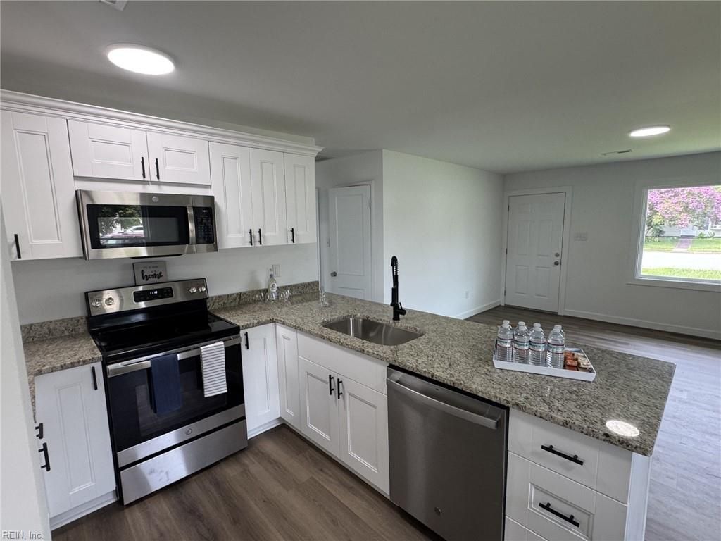 7306 Orcutt AVE, Newport News, VA 23605