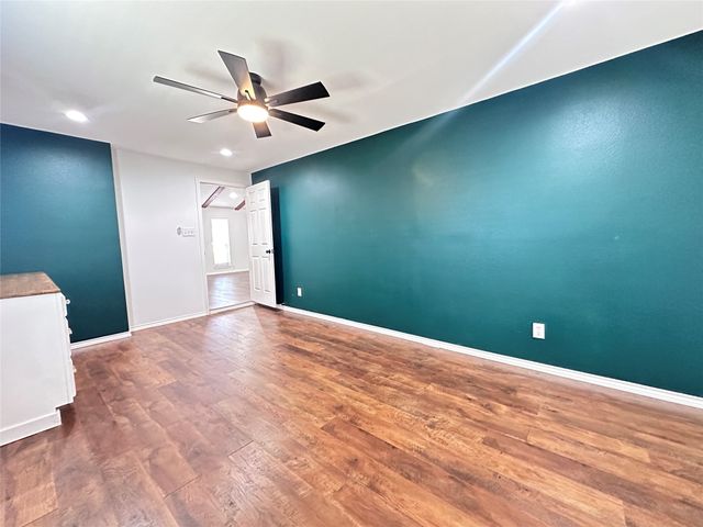 1818 Cripple Creek Drive, Garland, TX 75041