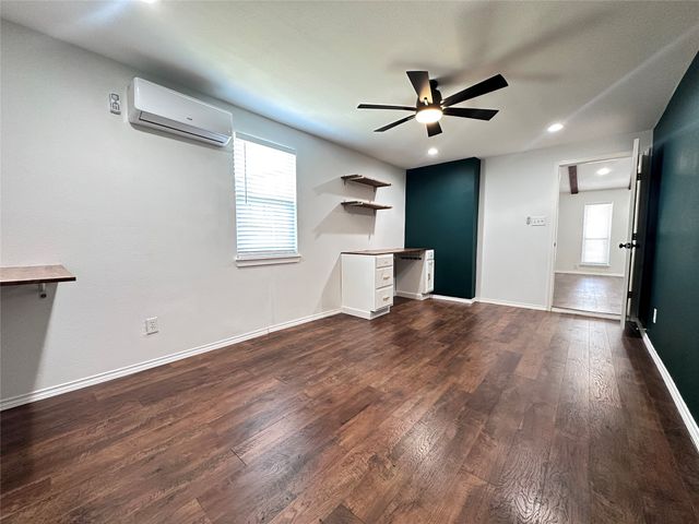 1818 Cripple Creek Drive, Garland, TX 75041