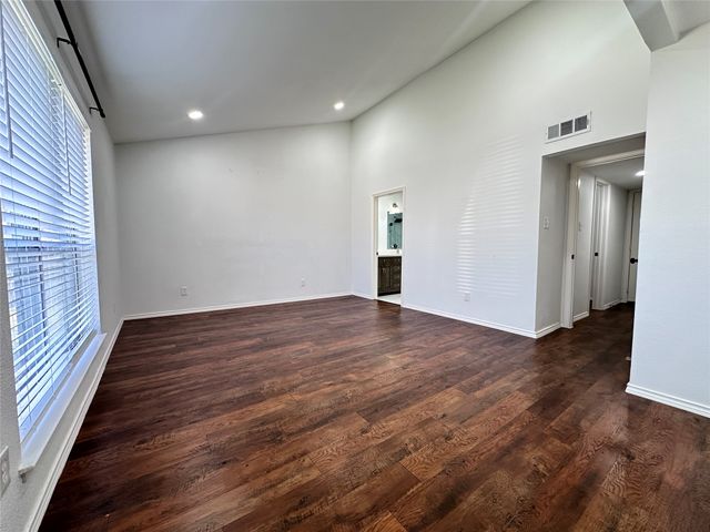 1818 Cripple Creek Drive, Garland, TX 75041