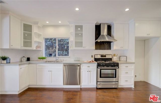 13633 Sylvan Street, Valley Glen, CA 91401