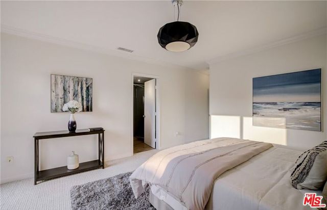 13633 Sylvan Street, Valley Glen, CA 91401