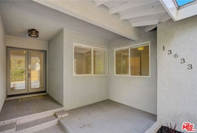 13633 Sylvan Street, Valley Glen, CA 91401