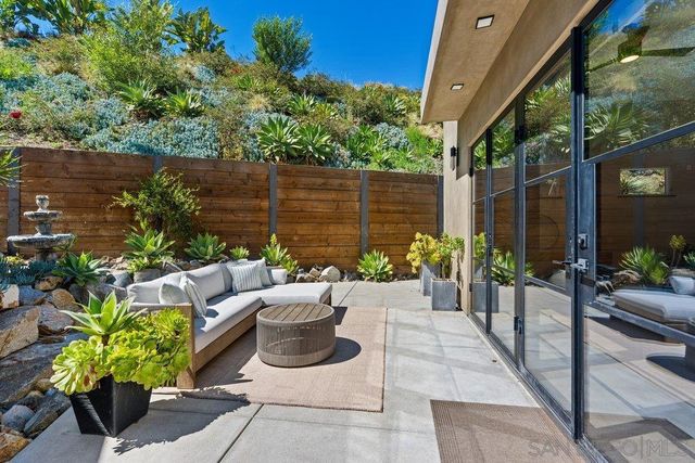 1240 Berryman Canyon, Encinitas, CA 92024