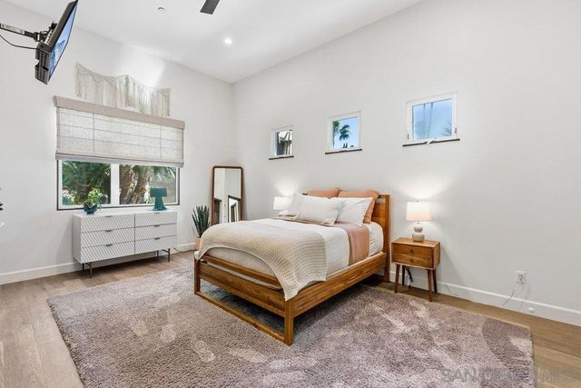 1240 Berryman Canyon, Encinitas, CA 92024