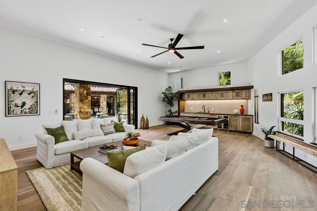 1240 Berryman Canyon, Encinitas, CA 92024