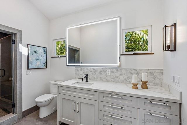 1240 Berryman Canyon, Encinitas, CA 92024