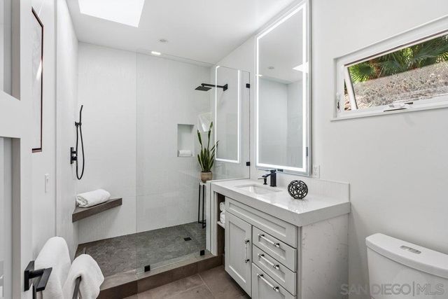 1240 Berryman Canyon, Encinitas, CA 92024