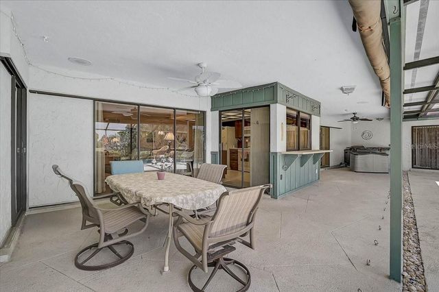 3842 TORREY PINES WAY, Sarasota, FL 34238