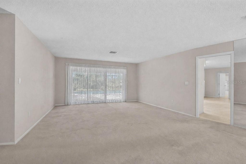 Image 11 of property listing at 3842 TORREY PINES WAY, Sarasota, FL 34238