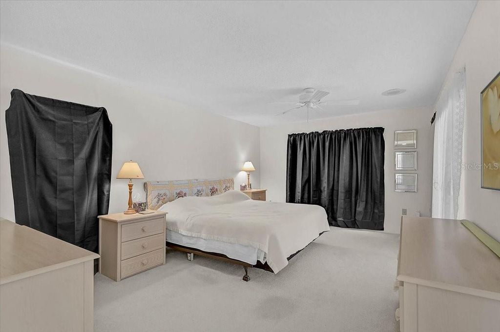 Image 30 of property listing at 3842 TORREY PINES WAY, Sarasota, FL 34238