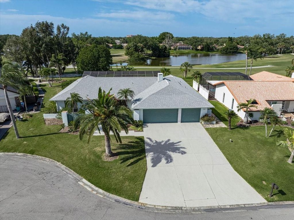 Image 53 of property listing at 3842 TORREY PINES WAY, Sarasota, FL 34238