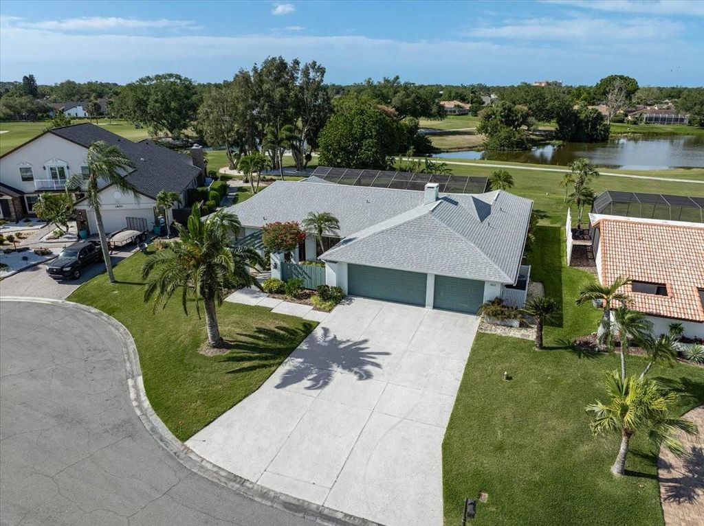 Image 54 of property listing at 3842 TORREY PINES WAY, Sarasota, FL 34238