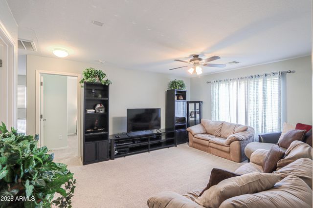 44173 W GARDEN Lane, Maricopa, AZ 85139