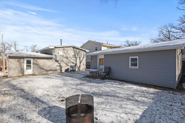 27 KIMBERLY Drive, Council Bluffs, IA 51503