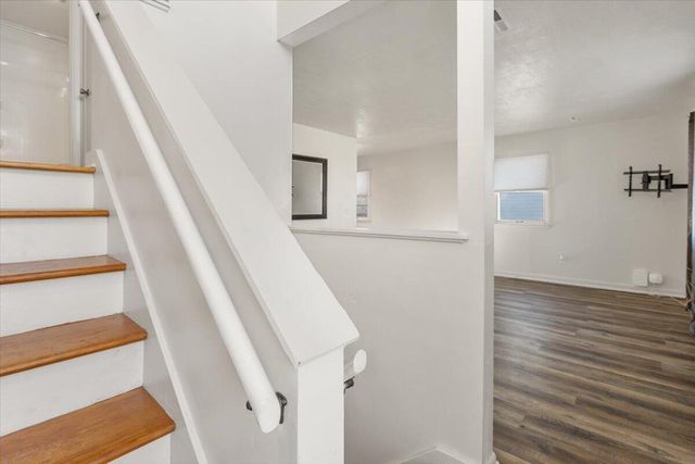 27 KIMBERLY Drive, Council Bluffs, IA 51503