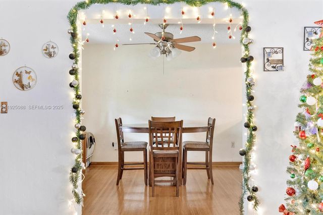 355 W 54th St, Hialeah, FL 33012