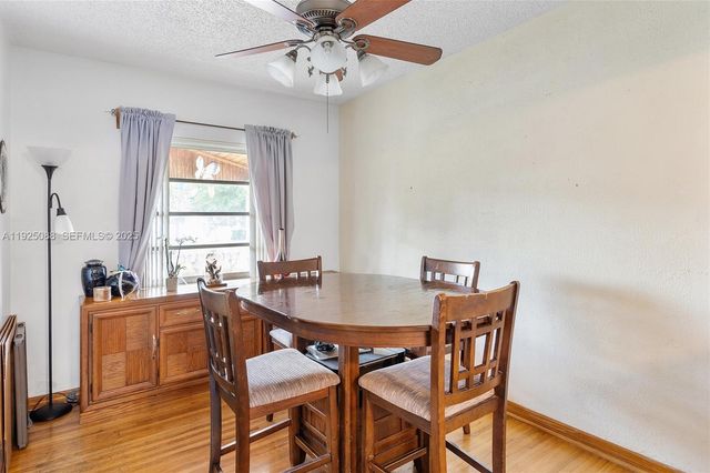 355 W 54th St, Hialeah, FL 33012