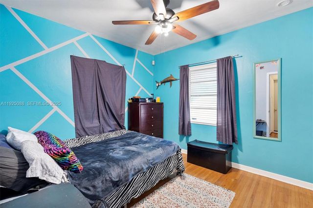 355 W 54th St, Hialeah, FL 33012