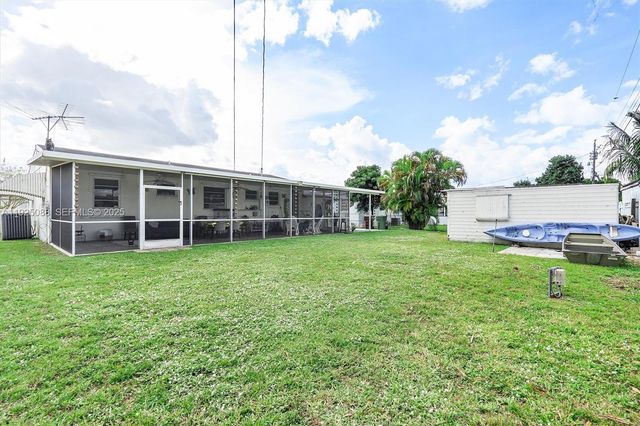 355 W 54th St, Hialeah, FL 33012