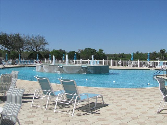 9524 ROLLING CIRCLE, San Antonio, FL 33576