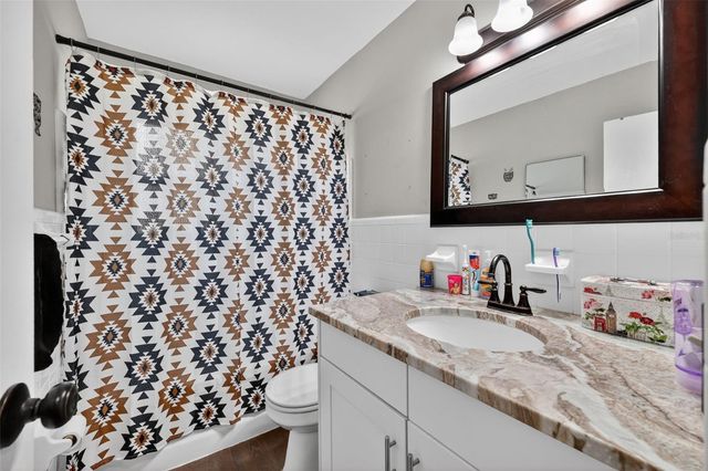 691 72ND AVENUE N, St Petersburg, FL 33702