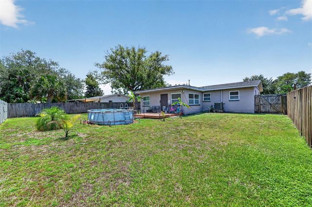 691 72ND AVENUE N, St Petersburg, FL 33702