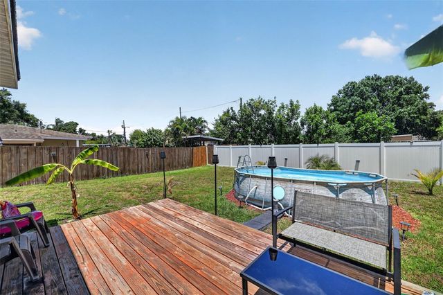 691 72ND AVENUE N, St Petersburg, FL 33702