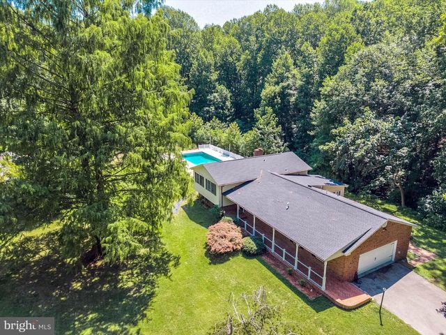 3611 KAREN DR, Chesapeake Beach, MD 20732
