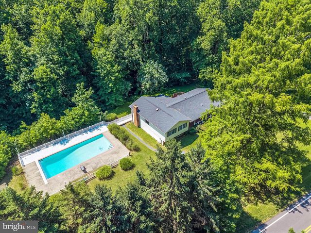 3611 KAREN DR, Chesapeake Beach, MD 20732