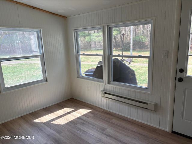 48 S Seas Court, Barnegat, NJ 08005