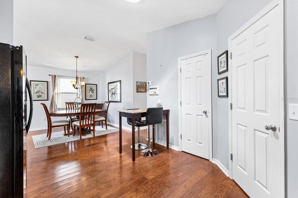 Image 12 of property listing at 406 DEL MAR DRIVE, The Villages, FL 32159