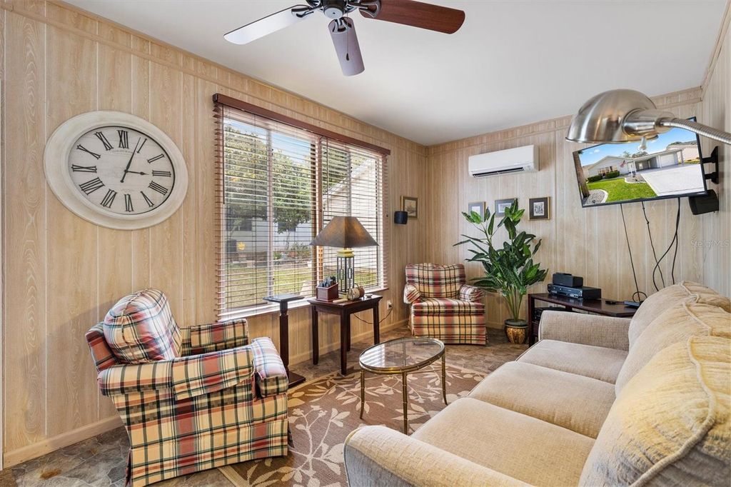 Image 23 of property listing at 406 DEL MAR DRIVE, The Villages, FL 32159