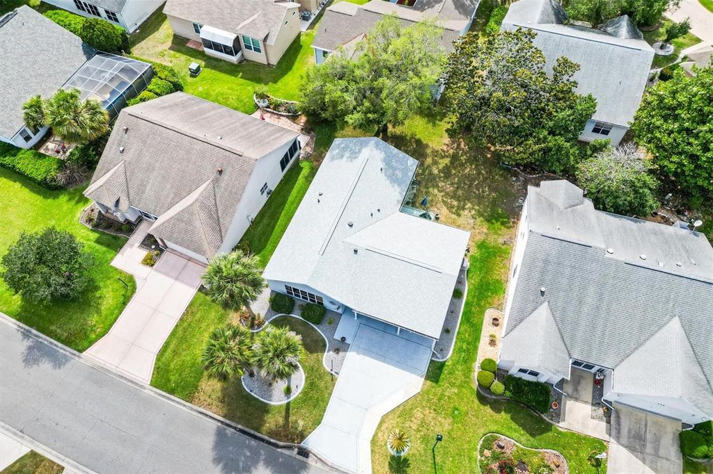 Image 34 of property listing at 406 DEL MAR DRIVE, The Villages, FL 32159