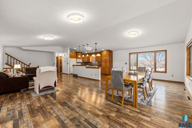 301 N Locust Ave Avenue, Sioux Falls, SD 57103