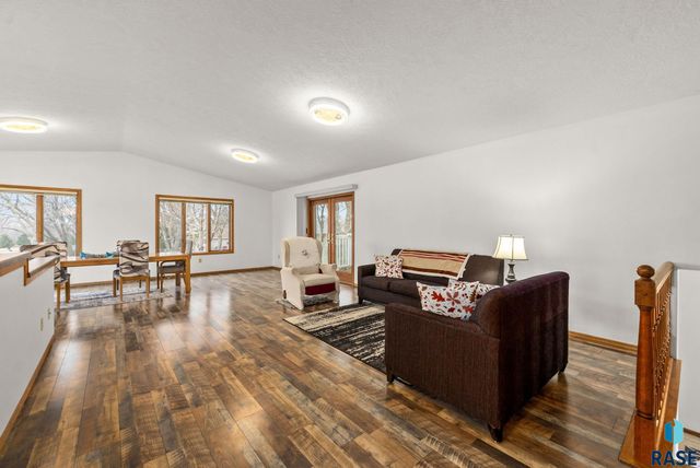 301 N Locust Ave Avenue, Sioux Falls, SD 57103