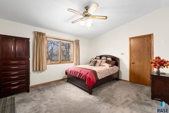 301 N Locust Ave Avenue, Sioux Falls, SD 57103