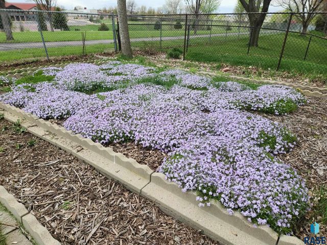 301 N Locust Ave Avenue, Sioux Falls, SD 57103