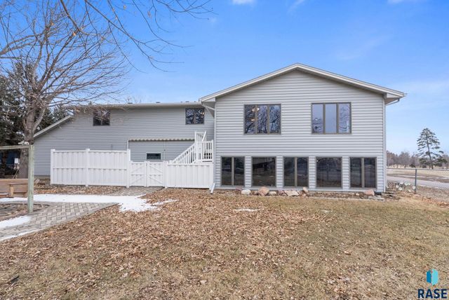 301 N Locust Ave Avenue, Sioux Falls, SD 57103