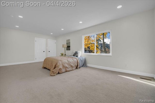 18050 Wisconsin Street, Detroit, MI 48221