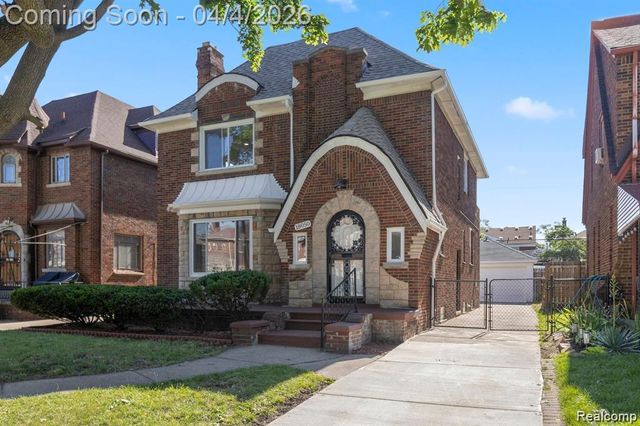 18050 Wisconsin Street, Detroit, MI 48221