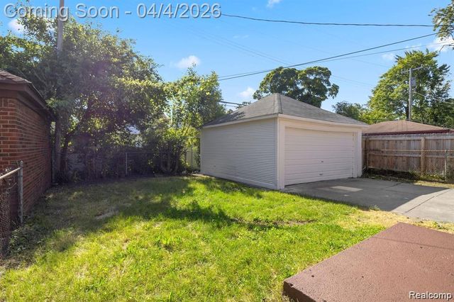 18050 Wisconsin Street, Detroit, MI 48221