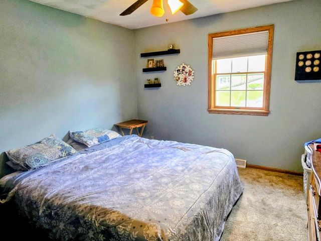 2913 Dartmouth Drive, Janesville, WI 53548
