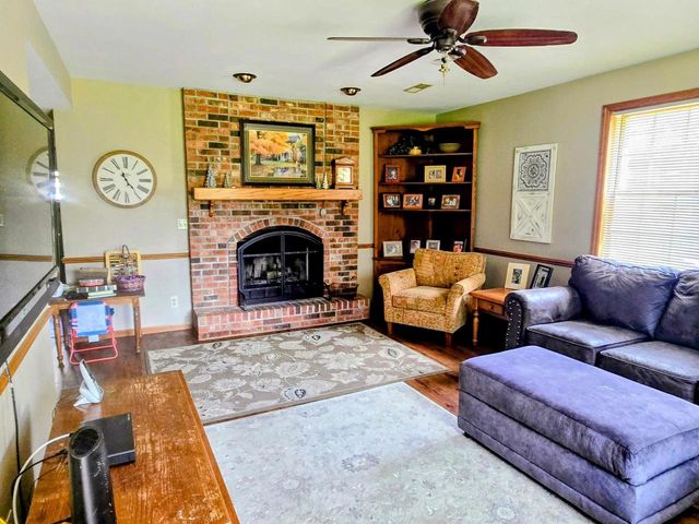 2913 Dartmouth Drive, Janesville, WI 53548